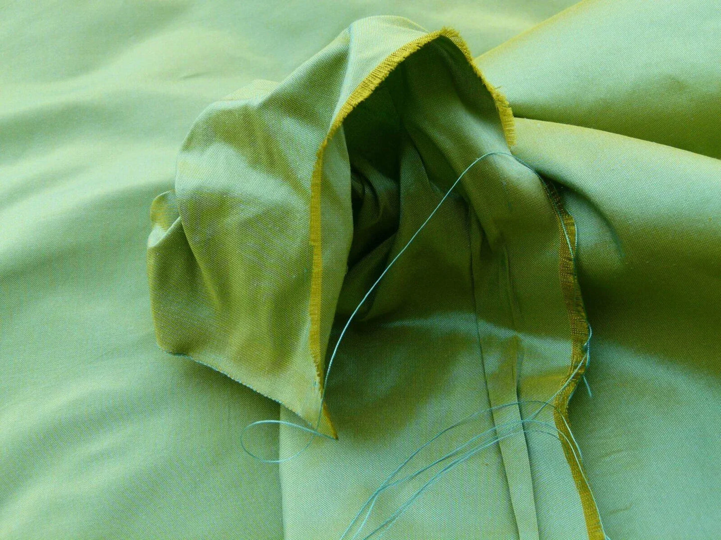Scalamandre Dynasty Taffeta, Grass Green 100% Silk Heavy MSRP USD 322/y