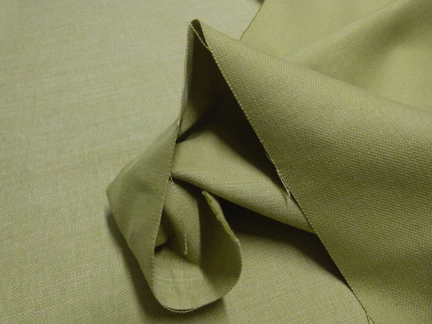 Scalamandre Caleido Verdegiallo Chiaro Green Heavy MSRP USD 120/y