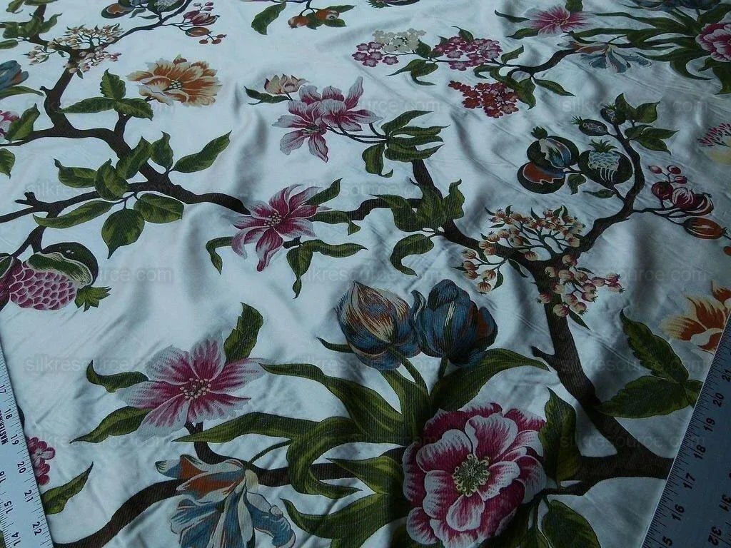 Scalamandre Frida Kahlo Cream/multi Mexican Floral &amp; Fruits Frida Kahlo Old World Weavers Flower Lampas MSRP USD 546/y