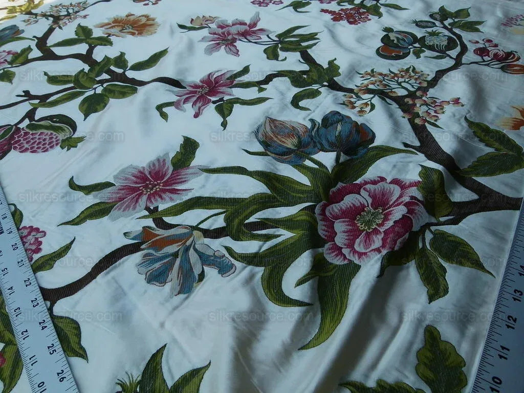 Scalamandre Frida Kahlo Cream/multi Mexican Floral &amp; Fruits Frida Kahlo Old World Weavers Flower Lampas MSRP USD 546/y