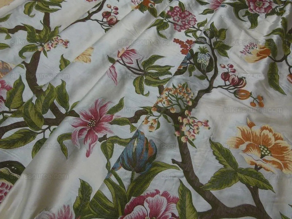 Scalamandre Frida Kahlo Cream/multi Mexican Floral &amp; Fruits Frida Kahlo Old World Weavers Flower Lampas MSRP USD 546/y