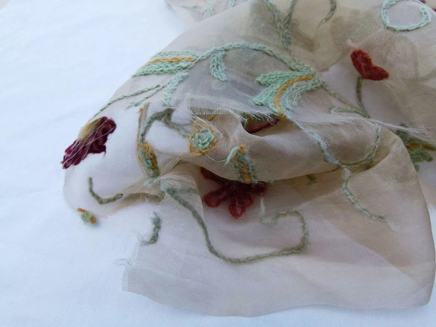 By Yard Kravet Design Embroidered Organza Wool Crewel Red Floral 8515.3 MSRP USD 199/y