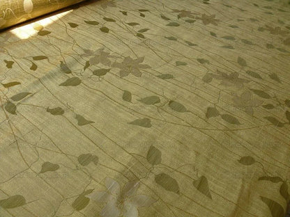 High End 100%silk Lampas Deco Vine Flower "butter" Gold White Green MSRP USD 360/y