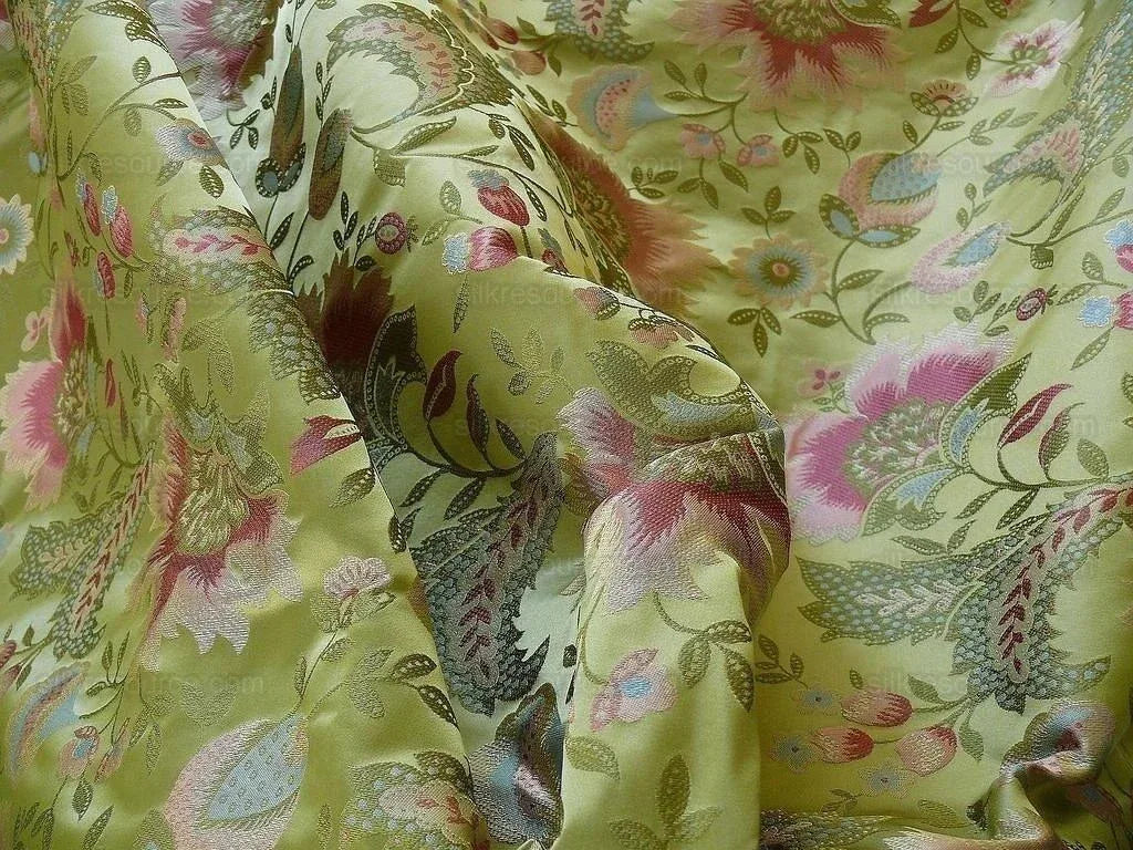 100% SILK LAMPAS SPRING GARLAND "SPRING" GREEN