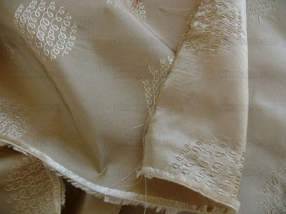 Bty Hiend 100%silk Taffeta Damask Loop Doodle "biscotti" Beige MSRP USD 200+/Y