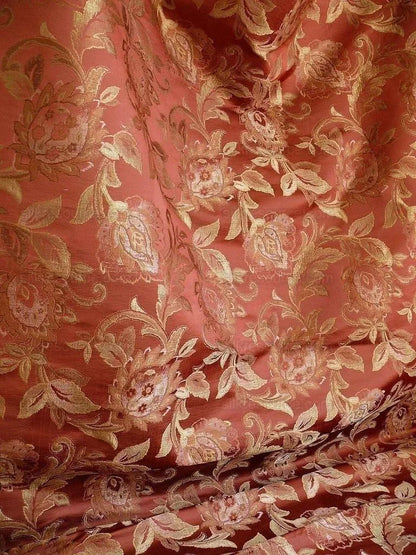 Rm Coco 100%silk Lampas Gilded Paisley Rose Brick Red Green Gold MSRP USD 267.90/Y