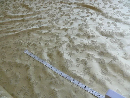 100% Silk Damask Summer Berry on Vine Cream Nimbus Art Nouveau William Morris