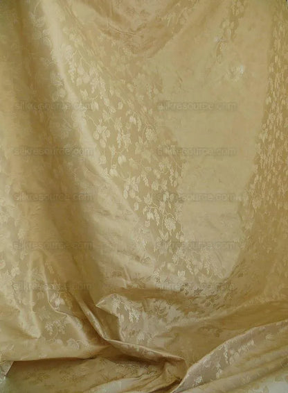 100% Silk Damask Summer Berry on Vine Cream Nimbus Art Nouveau William Morris