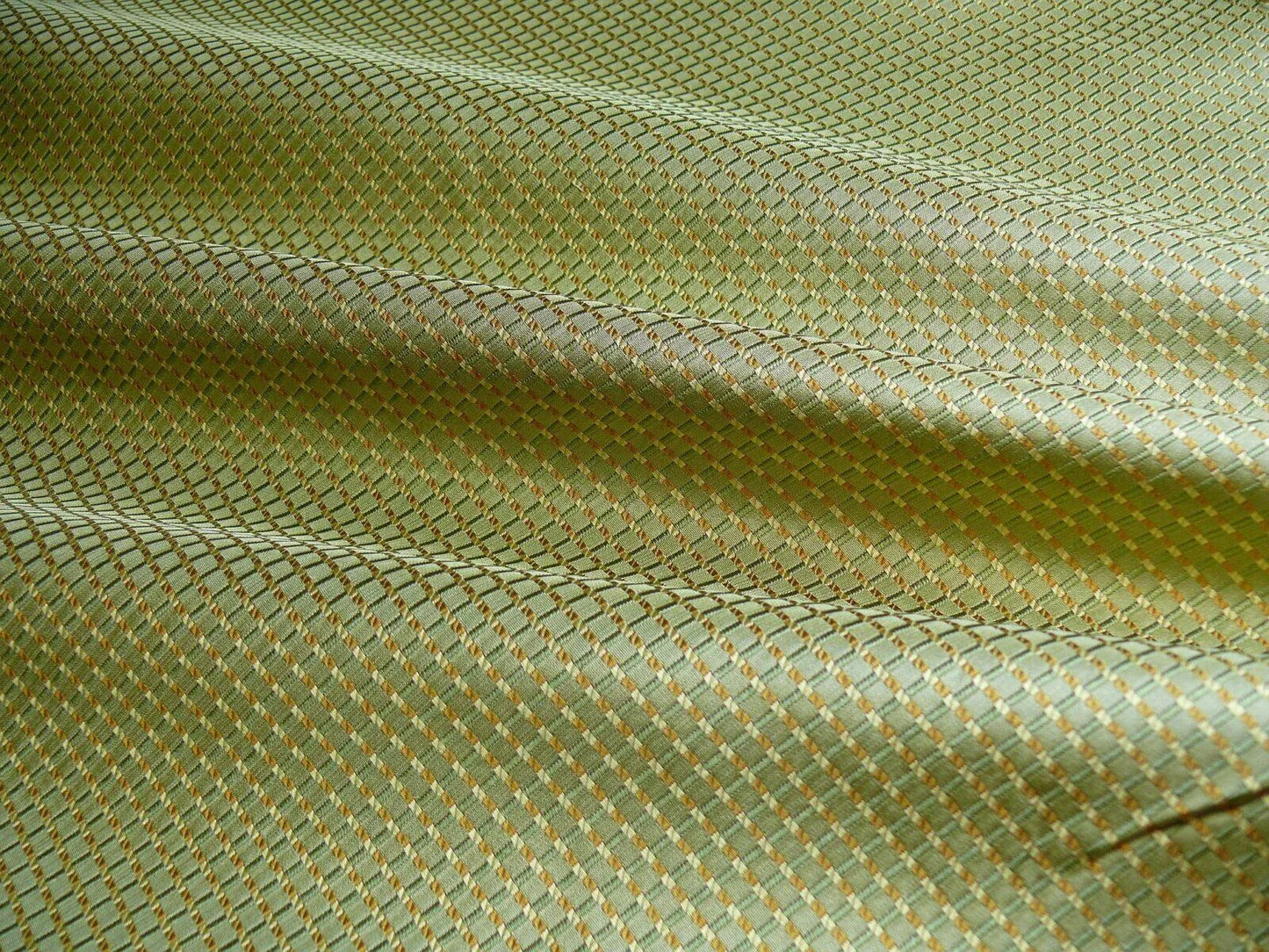 100% SILK JACQUARD DASHED SQUARE TEXTURE "ARCADIA" GREEN