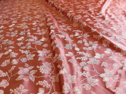 100%SILK DAMASK SUMMER BERRY "ASH ROSE" RED