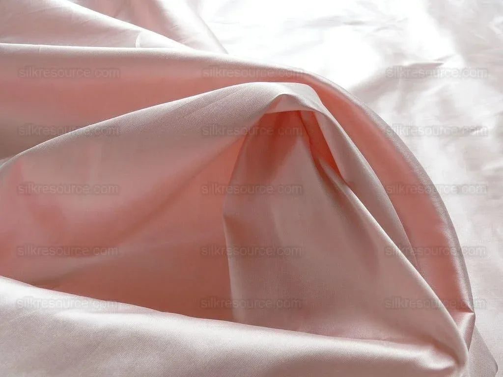 By Yd Colefax &amp; Fowler Seashell Pink Light Silk Taffet Exquisite MSRP USD 200/Y