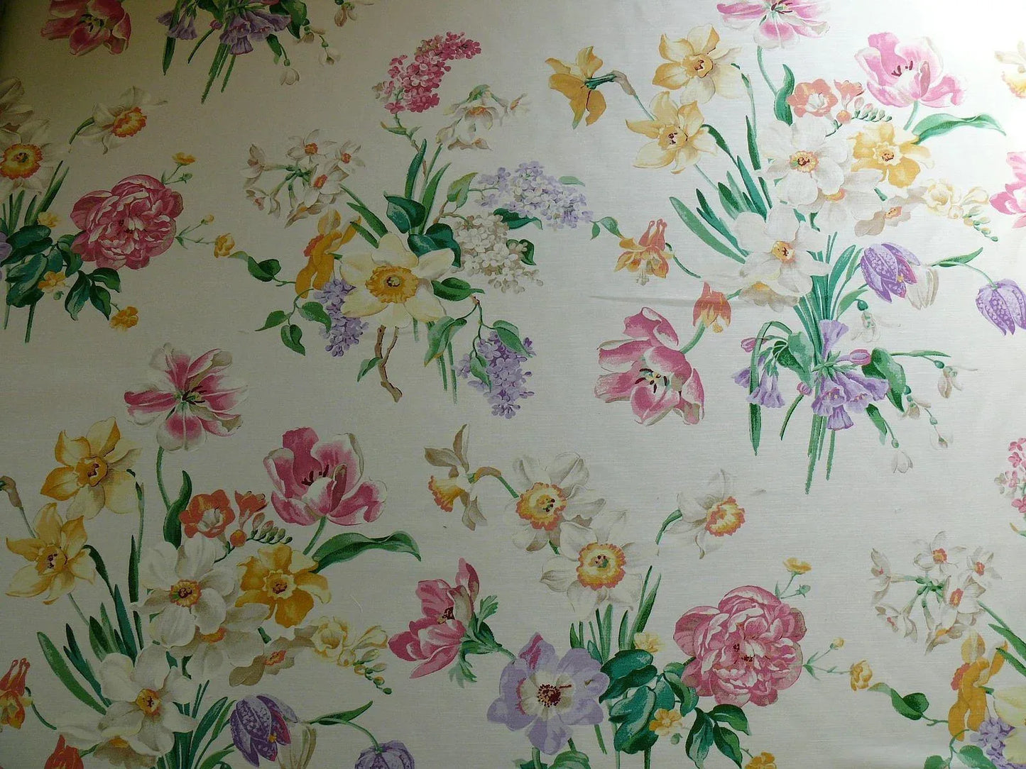 Brunschwig &amp; Fils Sabrina Linen Pink Tulips Daffodils Lilacs