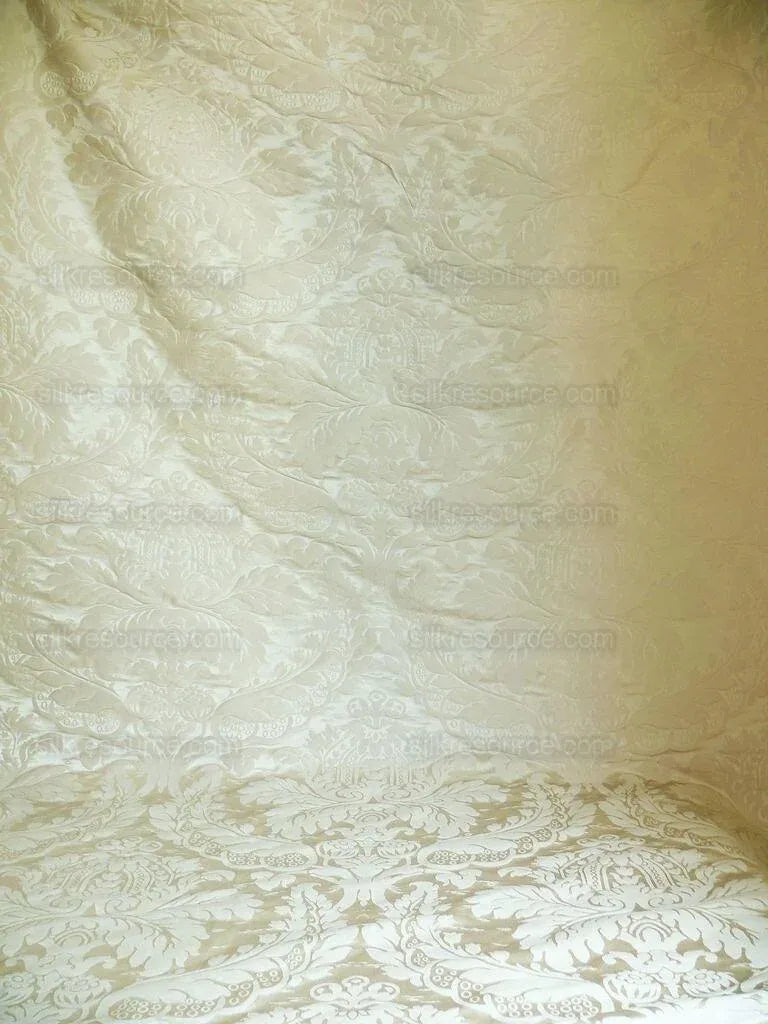 Schumacher Italy Damask Classy Renaissance "ecru" Beige Cream