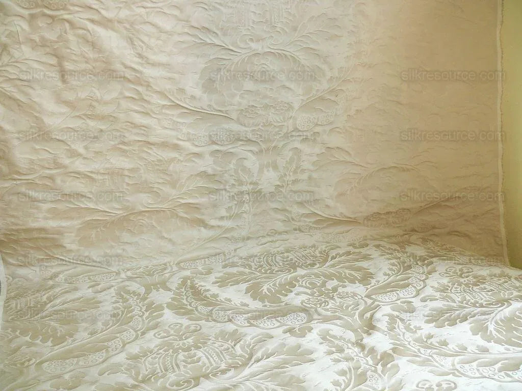 Schumacher Italy Damask Classy Renaissance "ecru" Beige Cream