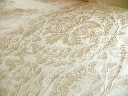 Fab Italy Damask Classy Renaissance "blond" Pale Gold