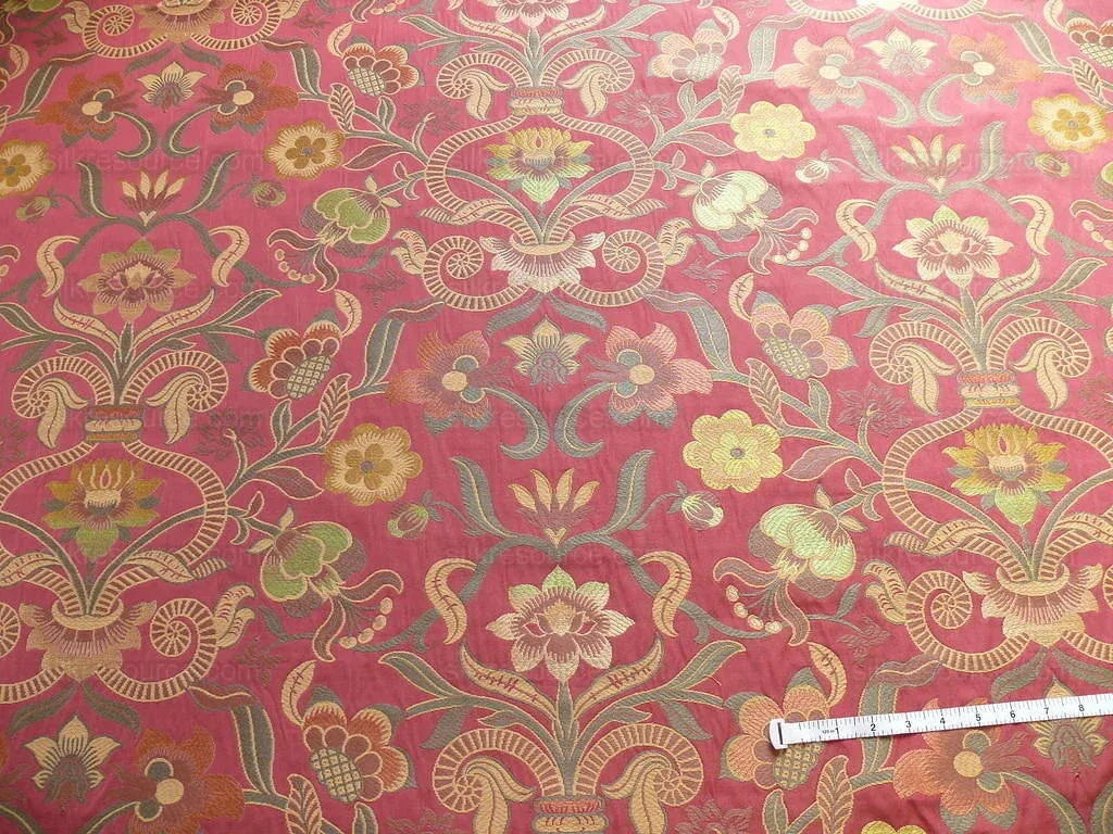 Coraggio Medioevale Flower Medallion Lampas Red MSRP USD 600