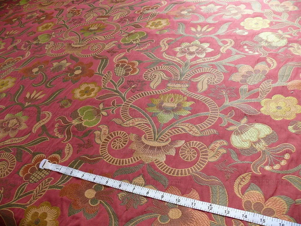 Coraggio Medioevale Flower Medallion Lampas Red MSRP USD 600