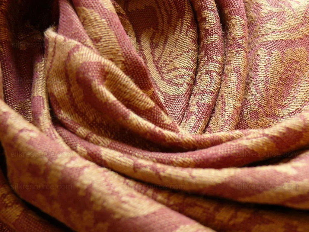 Coraggio Textile "lazio" Renaissance Medallion Rose Urn Linen Damask Ruby Red Gold Cotton LinenMSRP USD 200+/Y