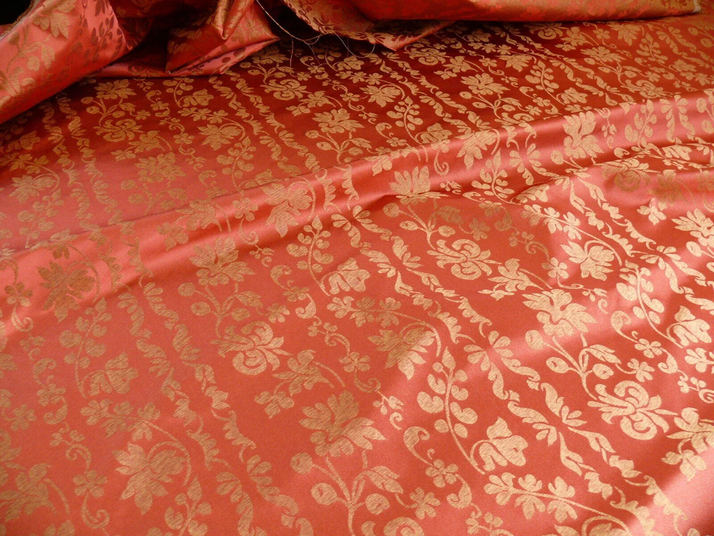 LEE JOFA "ROMANTIC SILK" VINE STRIPE RED COPPER GOLD MSRP$196