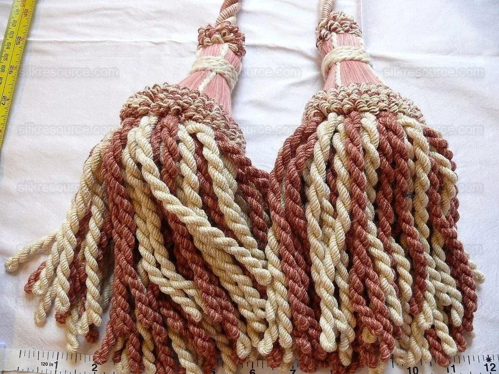 Lee Jofa Cantal Tieback Tassel Tieback-double Coral Red