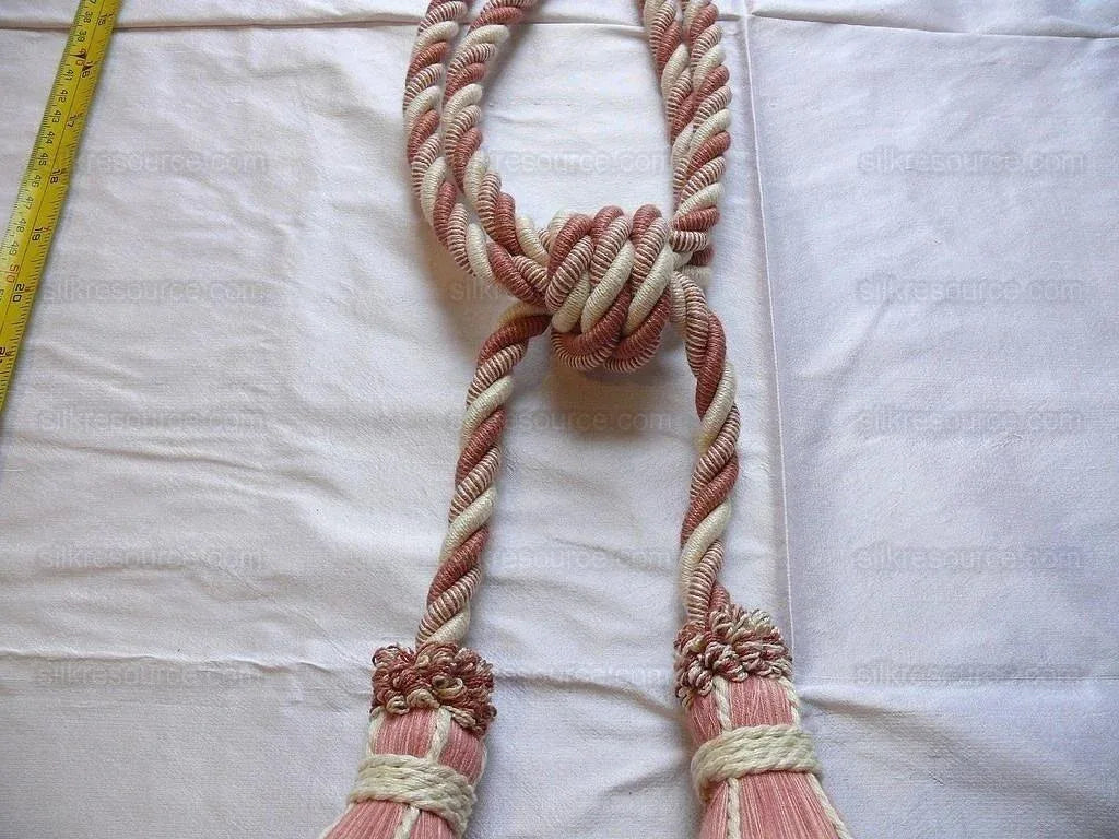 Lee Jofa Cantal Tieback Tassel Tieback-double Coral Red