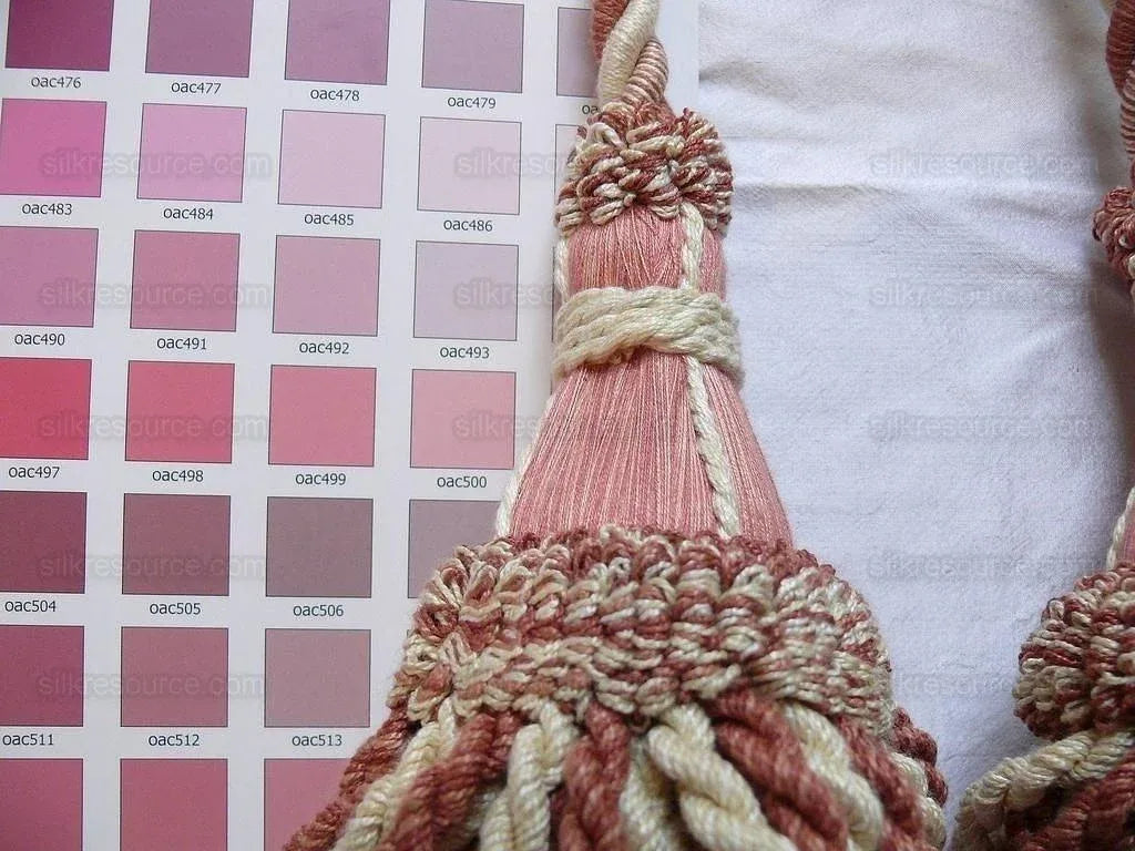 Lee Jofa Cantal Tieback Tassel Tieback-double Coral Red