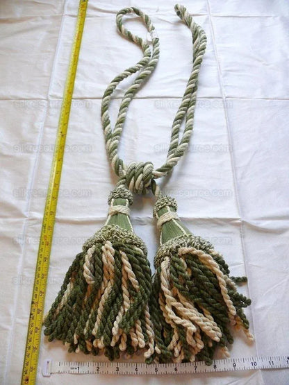 LEE JOFA CANTAL TIEBACK TASSEL TIEBACK-DOUBLE PALM GREEN