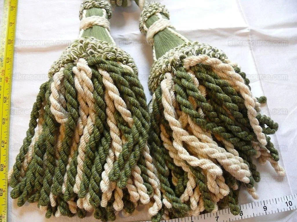 Lee Jofa Cantal Tieback Tassel Tieback-double Palm Green