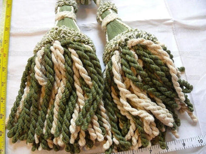 Lee Jofa Cantal Tieback Tassel Tieback-double Palm Green