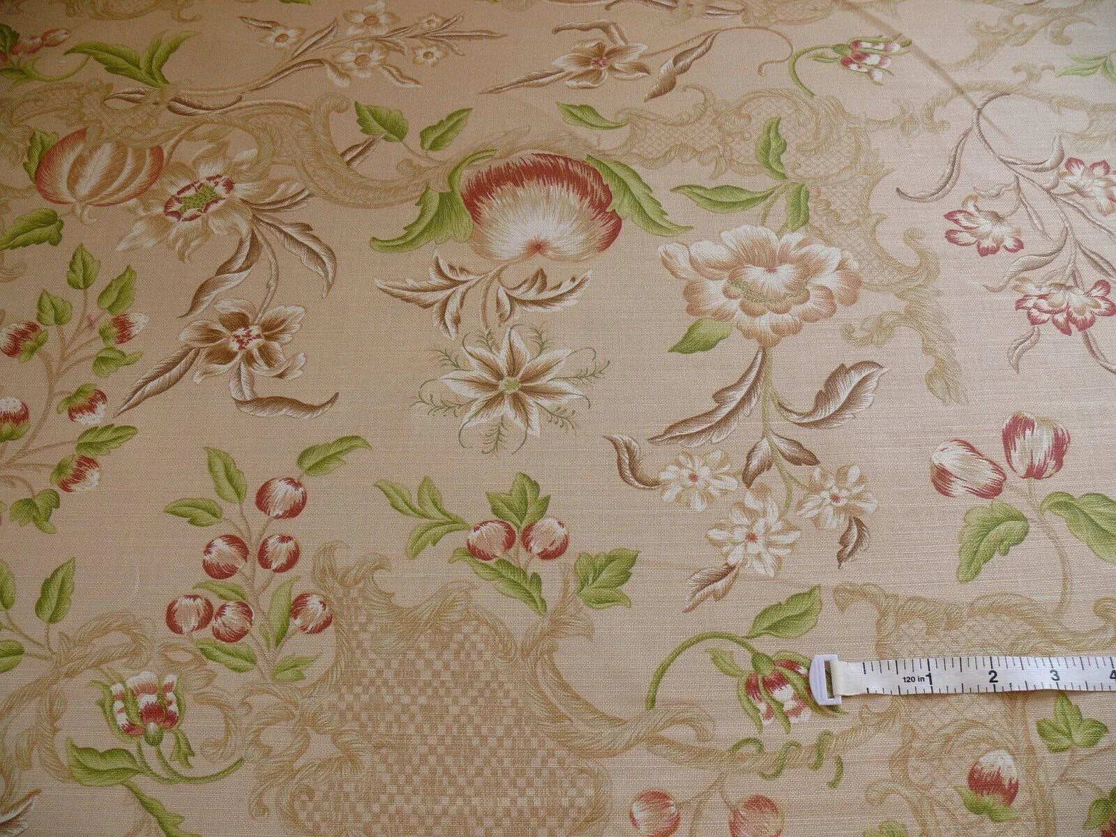 TRAVERS "MONTESPA" CHINOSERIE LINEN PEACH POM APPLE FIG
