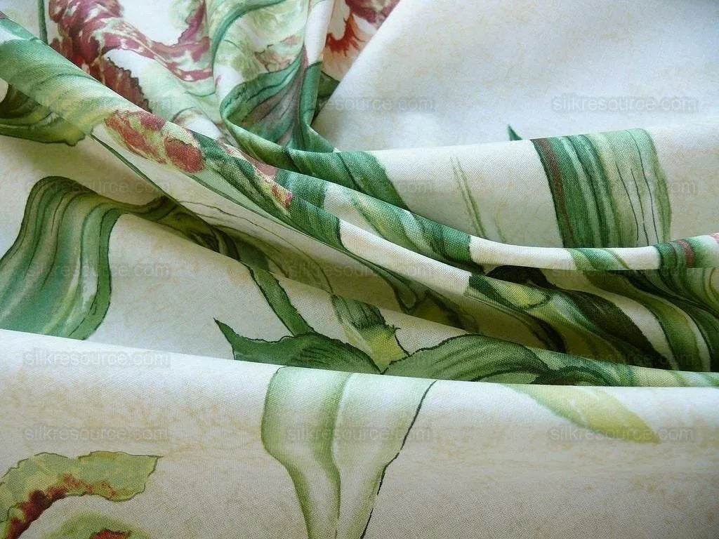 Lee Jofa/groundworks 6.3yd Les Orchidees Print Sand/coral MSRP USD 2