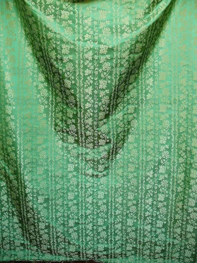 Lee Jofa "romantic Silk" Vine Stripe Emerald Green Gold MSRP USD 196/Y