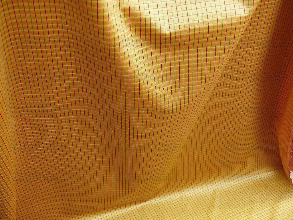 Lee Jofa Figaro Velvet Check Gold Gilt