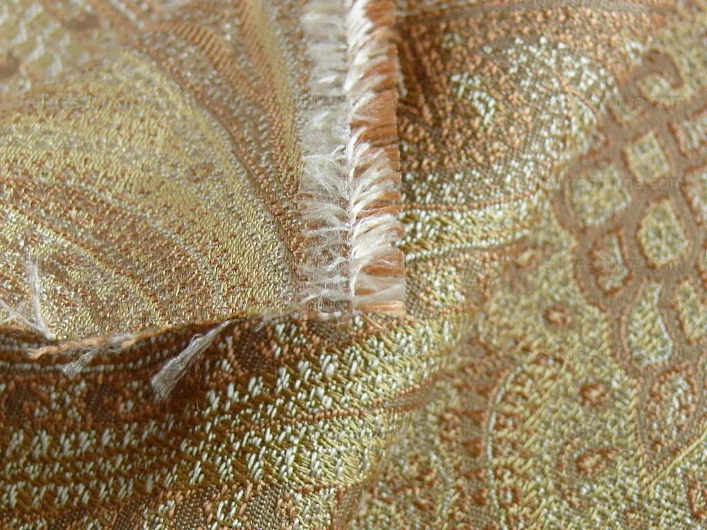 By Yard Lee Jofa Sarsen Paisley Gilt Gold Classy Silk Damask Renaissance MSRP USD 176/yard