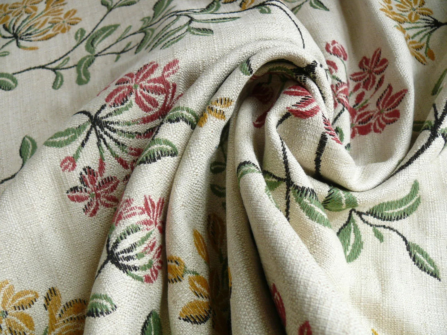 Lee Jofa Jasmine Lampas "berry" Honeysuckle Gold Pink Blue Green Grand Floral Linen Cotton William Morris Inspired MSRP USD 236/Y