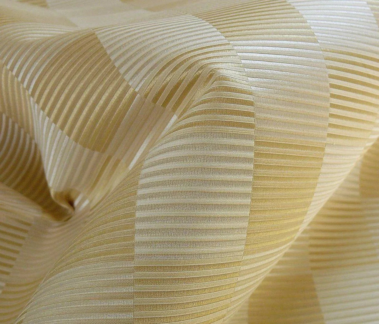 LEE JOFA STEREOPTICON CHECK IVORY WOOL & SILK CHAMPAGNE CREAM MS