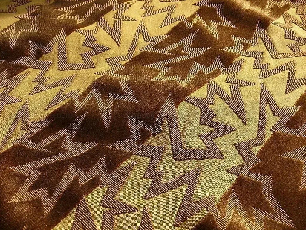 LEE JOFA/GROUDNWORKS CALYPSO VELVET JAZZY CUT VELVET "GOLD" BROW