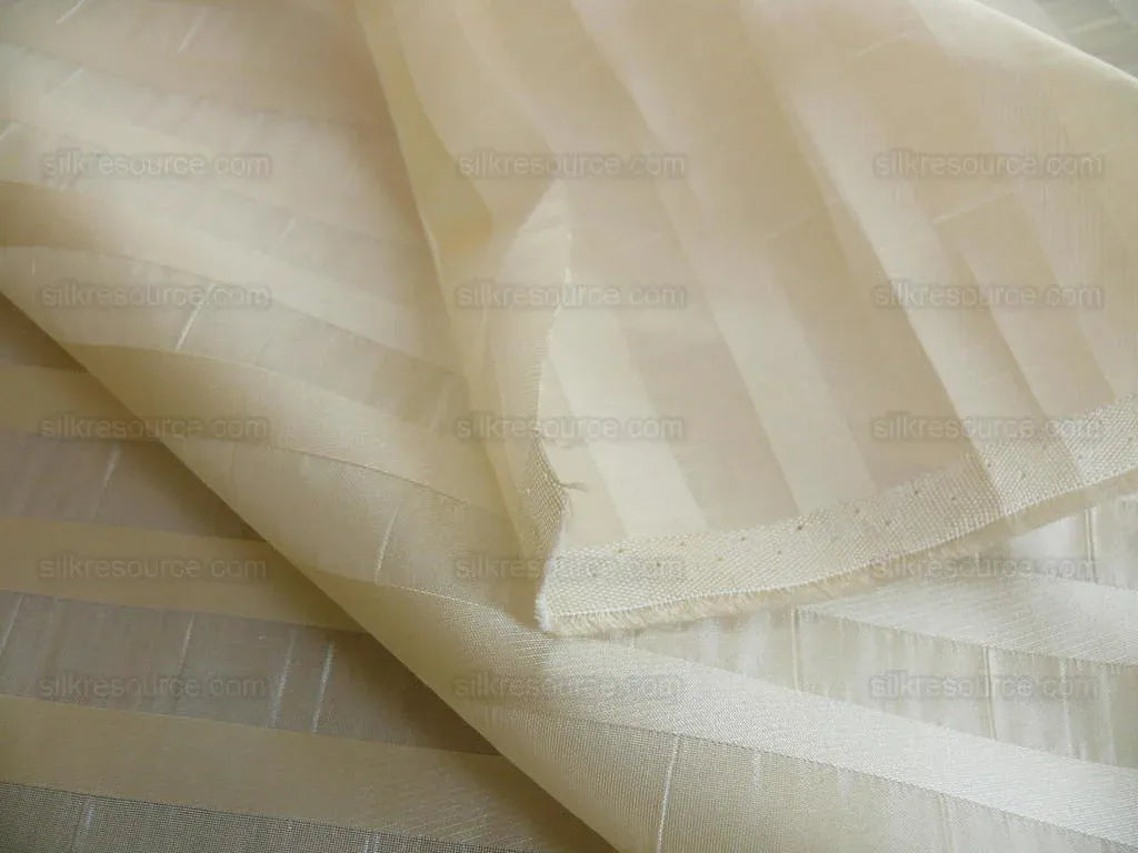 8.5y Lee Jofa "sarkara Sheer Silk Switzerland Oraganza Cream White