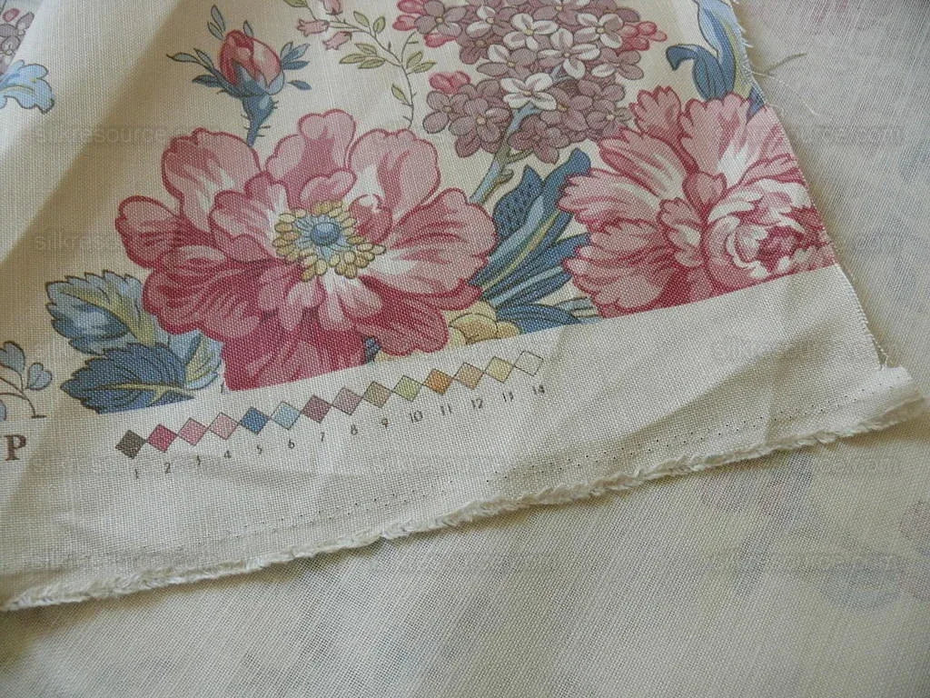 Lee Jofa Ramage Print Eggshell Blue Pink Green Linen Chintz Tree Of Life MSRP USD 176/y