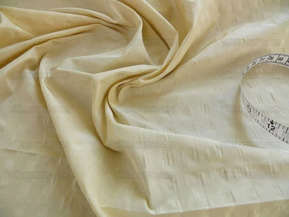 Lee Jofa Groundworks Fabrics 100% Silk Tinsmith Taffeta Pearly White Seersucker Bty
