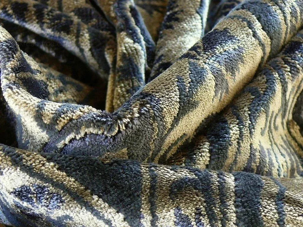 7.5yd Kravet Black &amp; Coffee Velvet Carnation Silky! MSRP USD 139/Y