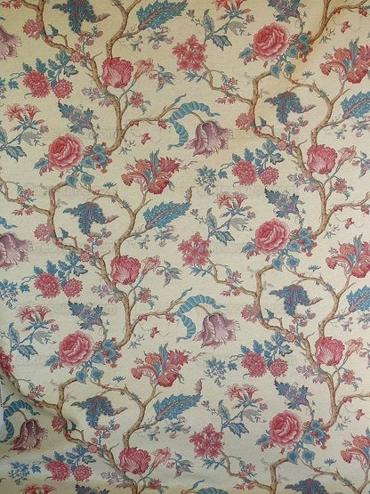 Lee Jofa Fabric - Gujarat Linen Tree Of Life Red Blue On Beige - 3 Yards