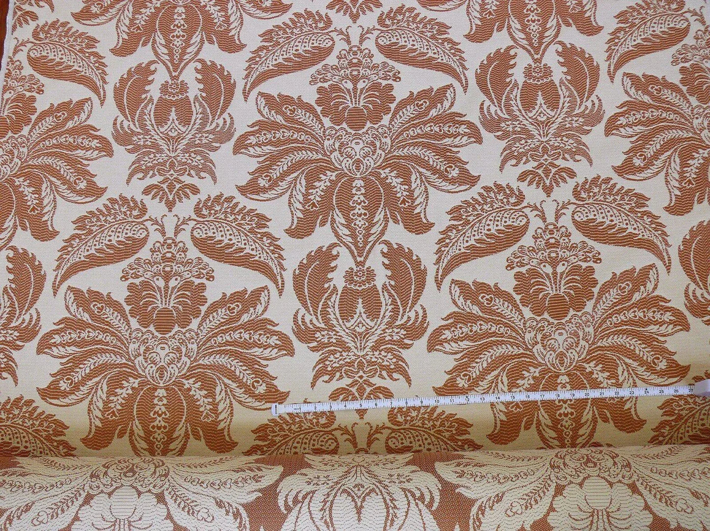 LEE JOFA VILLA LAMTE DAMASK PUMPKIN WHITE GRAND MSRP$196/Y