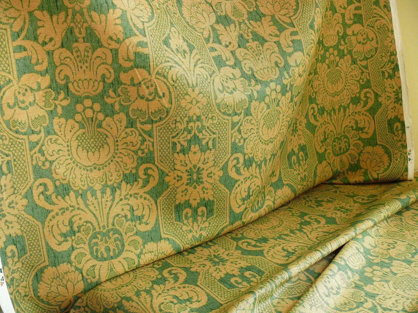 Bty Lee Jofa Croome Damask Linen Print Emerald Green MSRP USD 156/Y