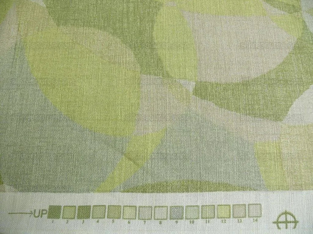 Lee Jofa Dunlap Linen Print Bubbles! "moss" Spring Green Celery Apple Green Modern Art MSRP USD 176/yard