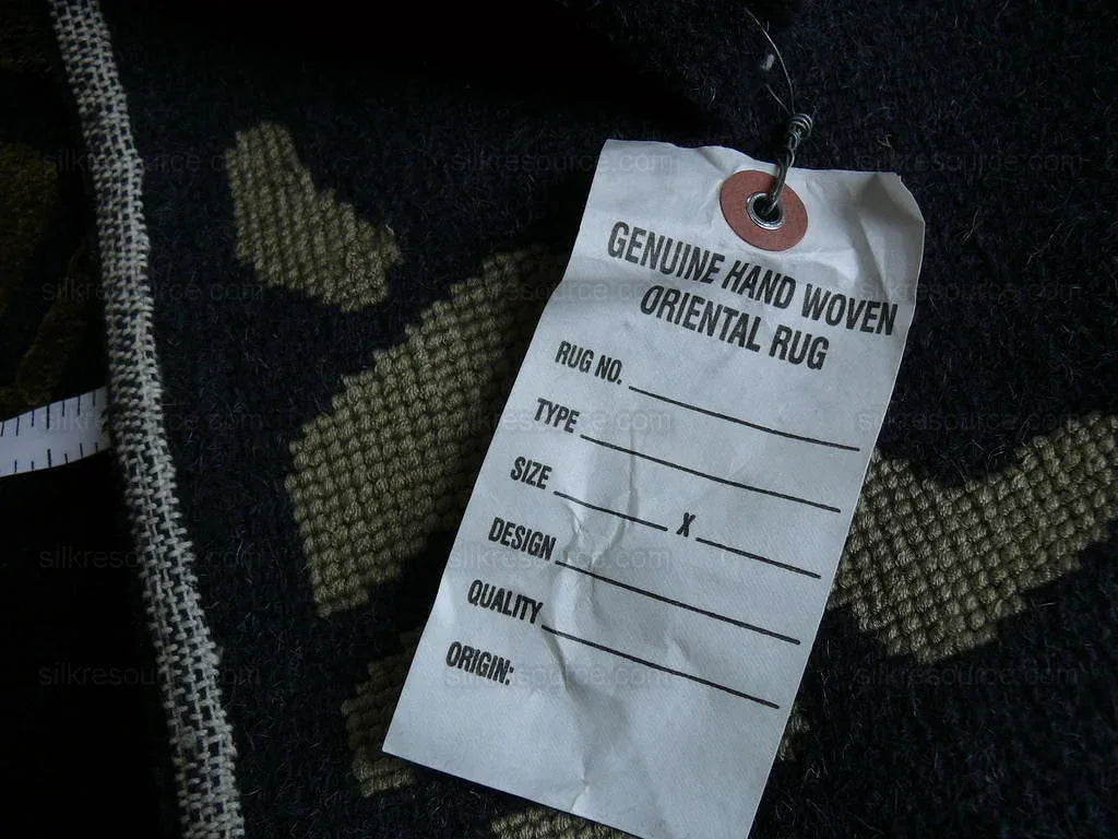 Endless Knot Silk &amp; Wool Tibetan Athana Rug Azure Chartruse 5'x3