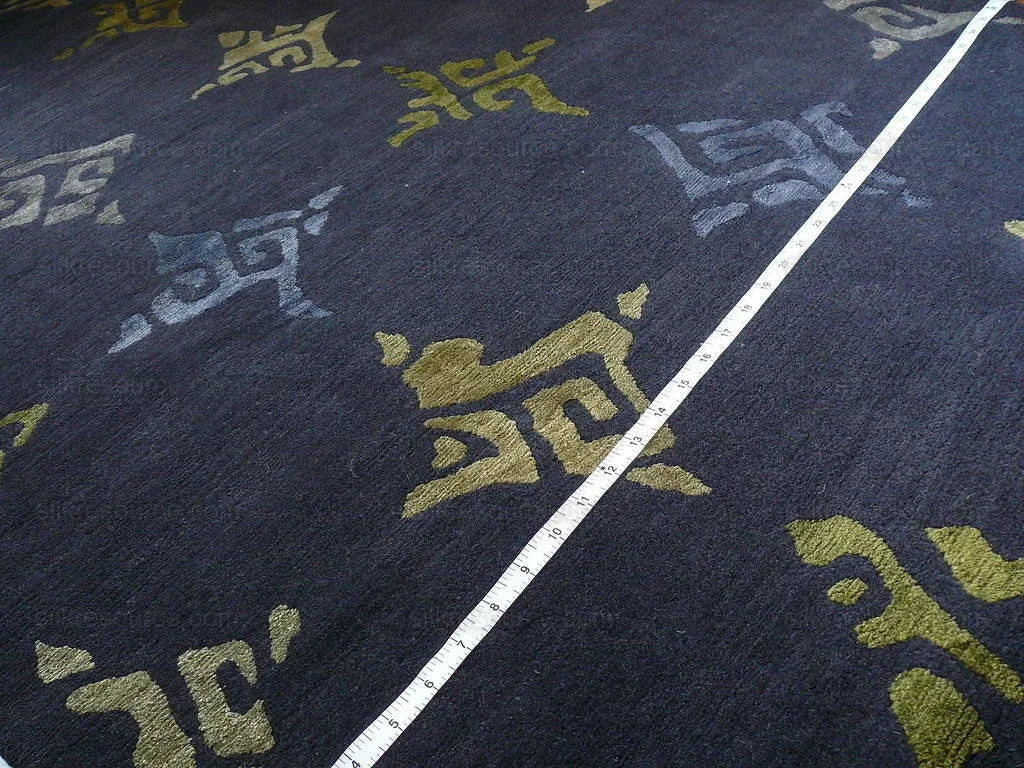 Endless Knot Silk &amp; Wool Tibetan Athana Rug Azure Chartruse 5'x3