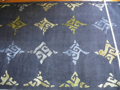 Endless Knot Silk &amp; Wool Tibetan Athana Rug Azure Chartruse 5'x3