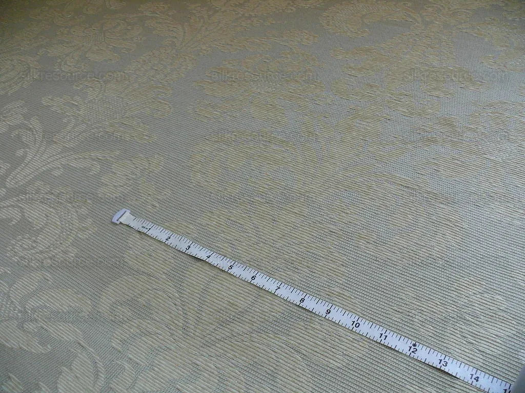 5.9y Christopher Hyland "constantino" Silk Ottoman Silver Grey