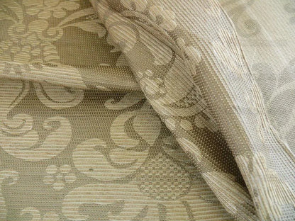 5.9y Christopher Hyland "constantino" Silk Ottoman Silver Grey